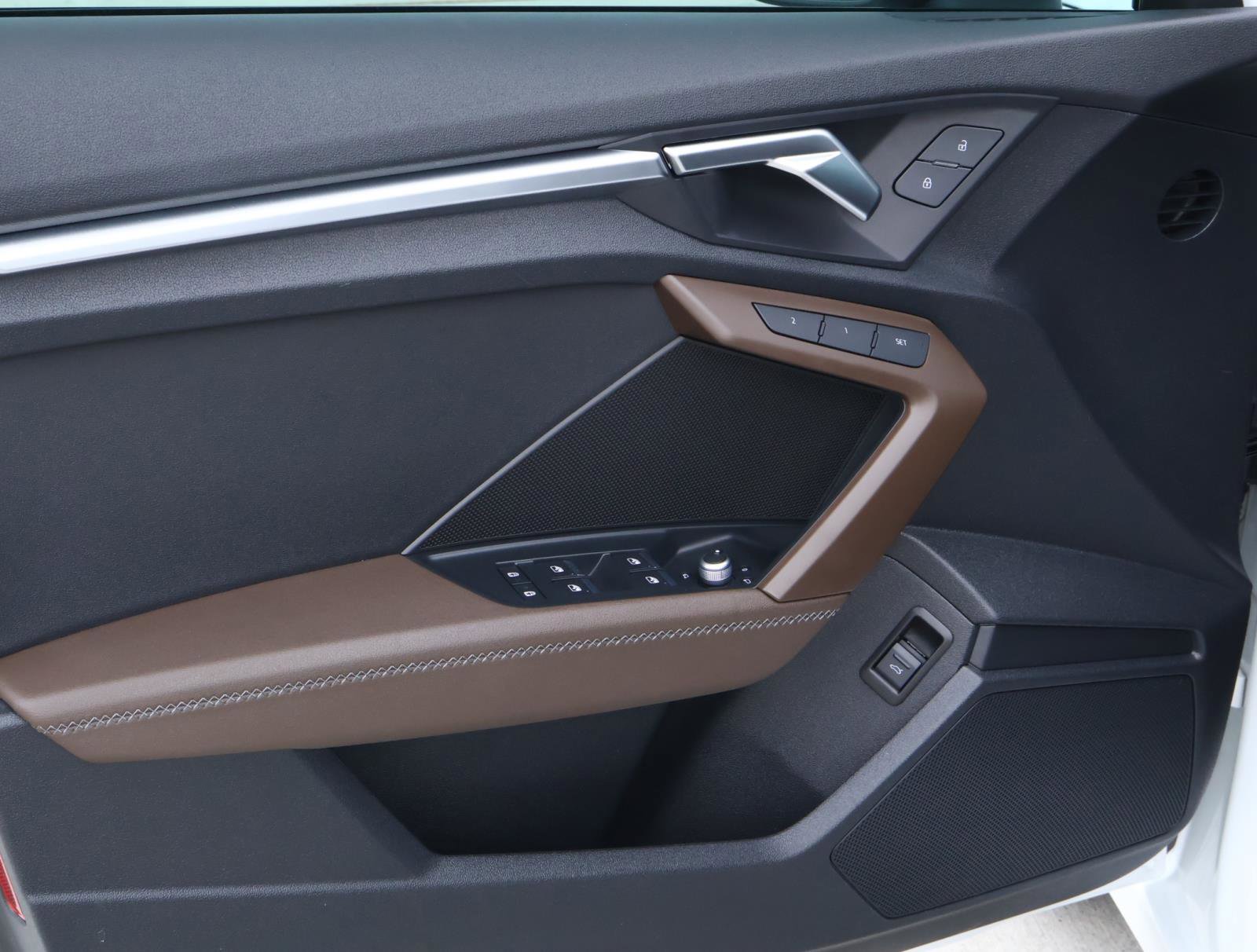 Used 2023 Chrysler 300 Touring L w/ Popular Equipment Group image 45