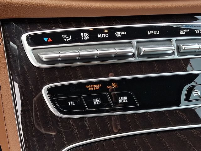 Used 2023 Mercedes-Benz E 450 4MATIC Cabriolet image 22