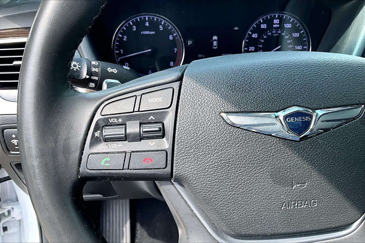 Used 2017 Genesis G80 3.8 RWD image 23