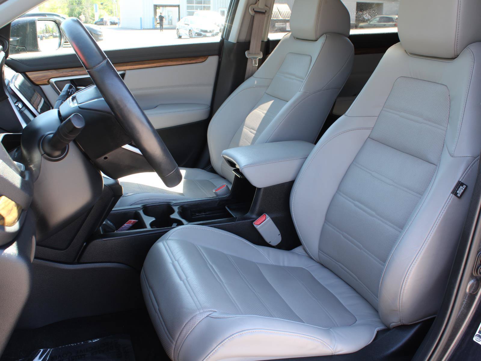 Used 2019 Honda CR-V Touring image 17