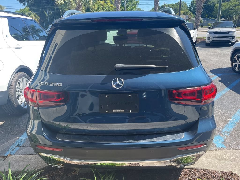 Certified 2023 Mercedes-Benz GLB 250 image 7