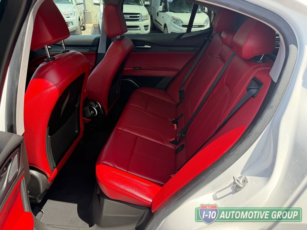 Used 2020 Alfa Romeo Stelvio w/ Nero Edizione RWD image 27