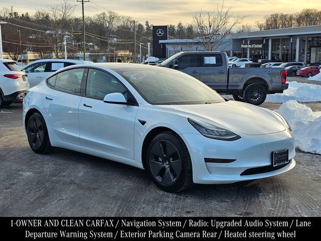 Used 2021 Tesla Model 3 Standard Range Plus image 1