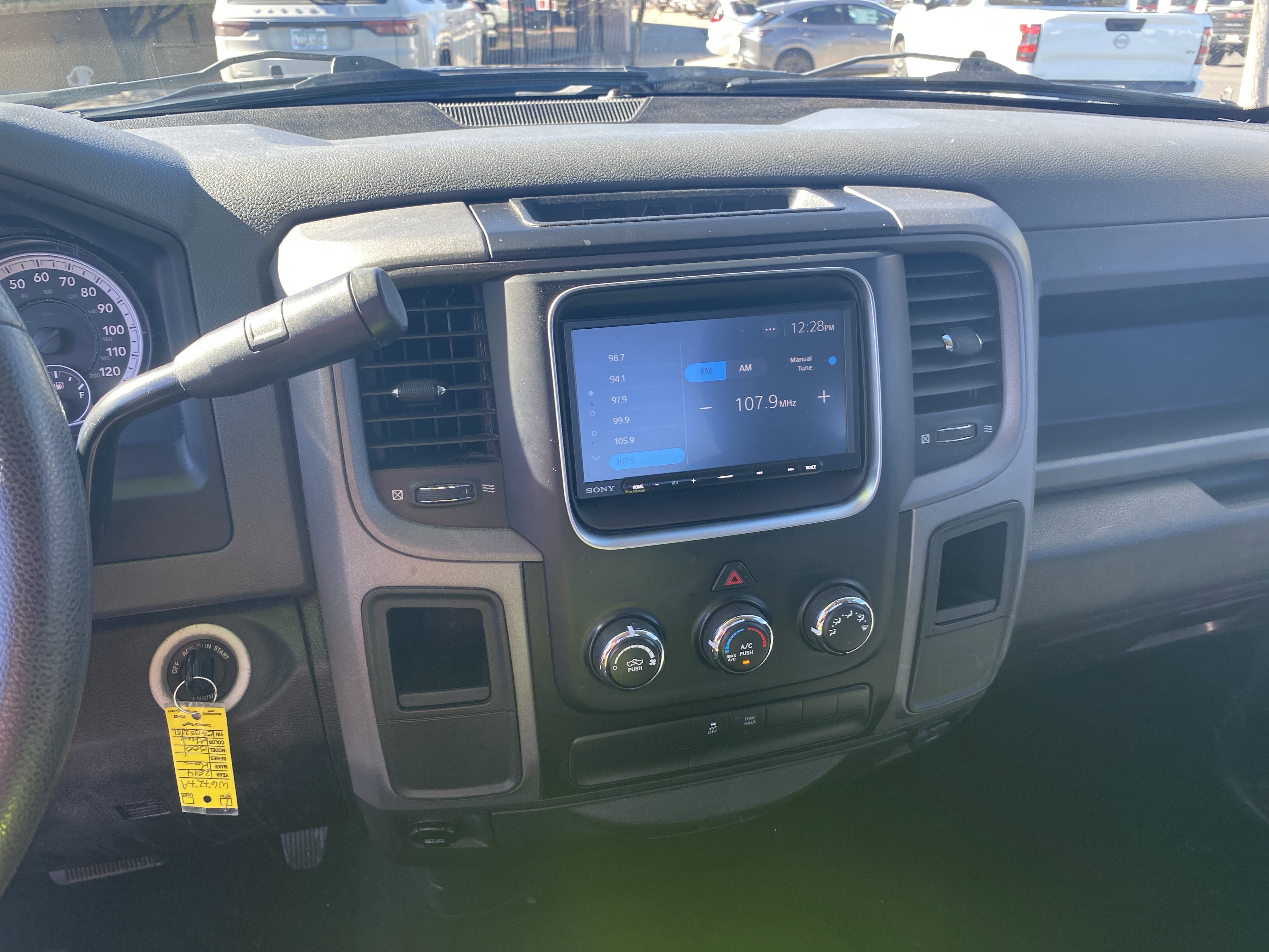 Used 2014 RAM 1500 Express image 13