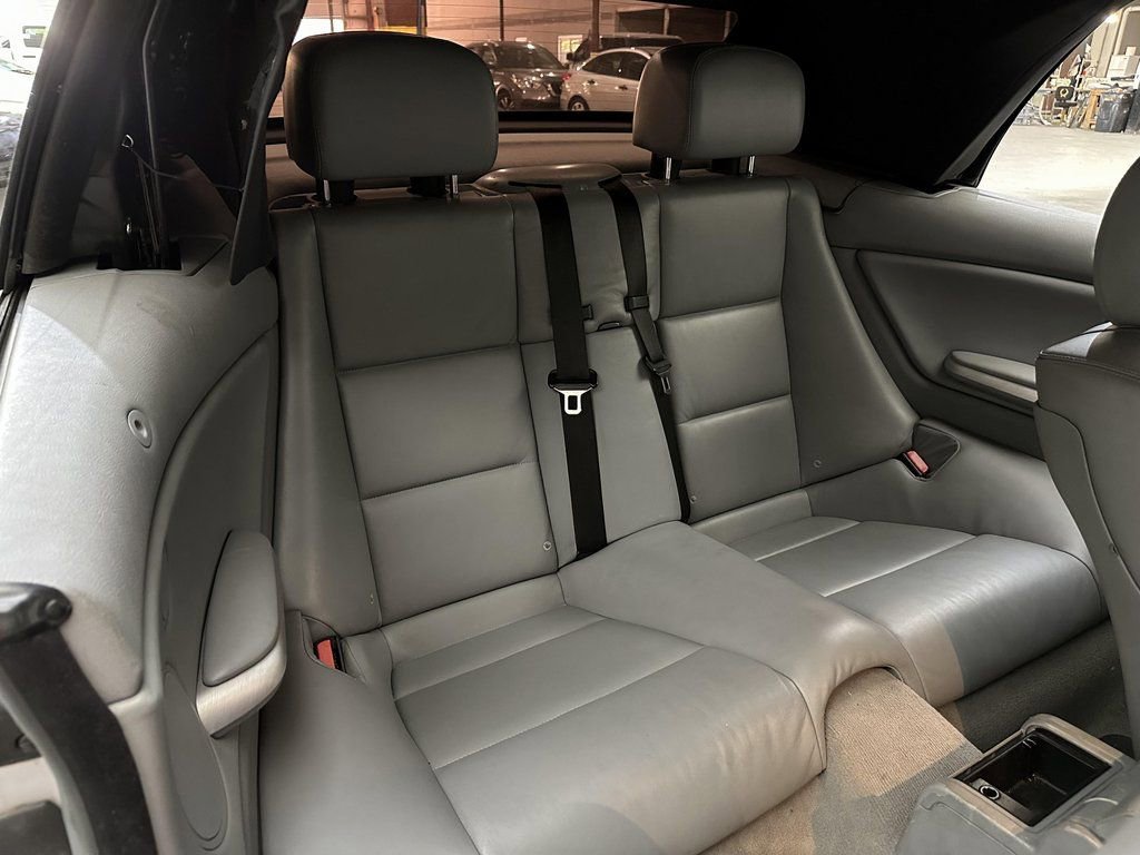 Used 2005 BMW M3 Convertible image 22