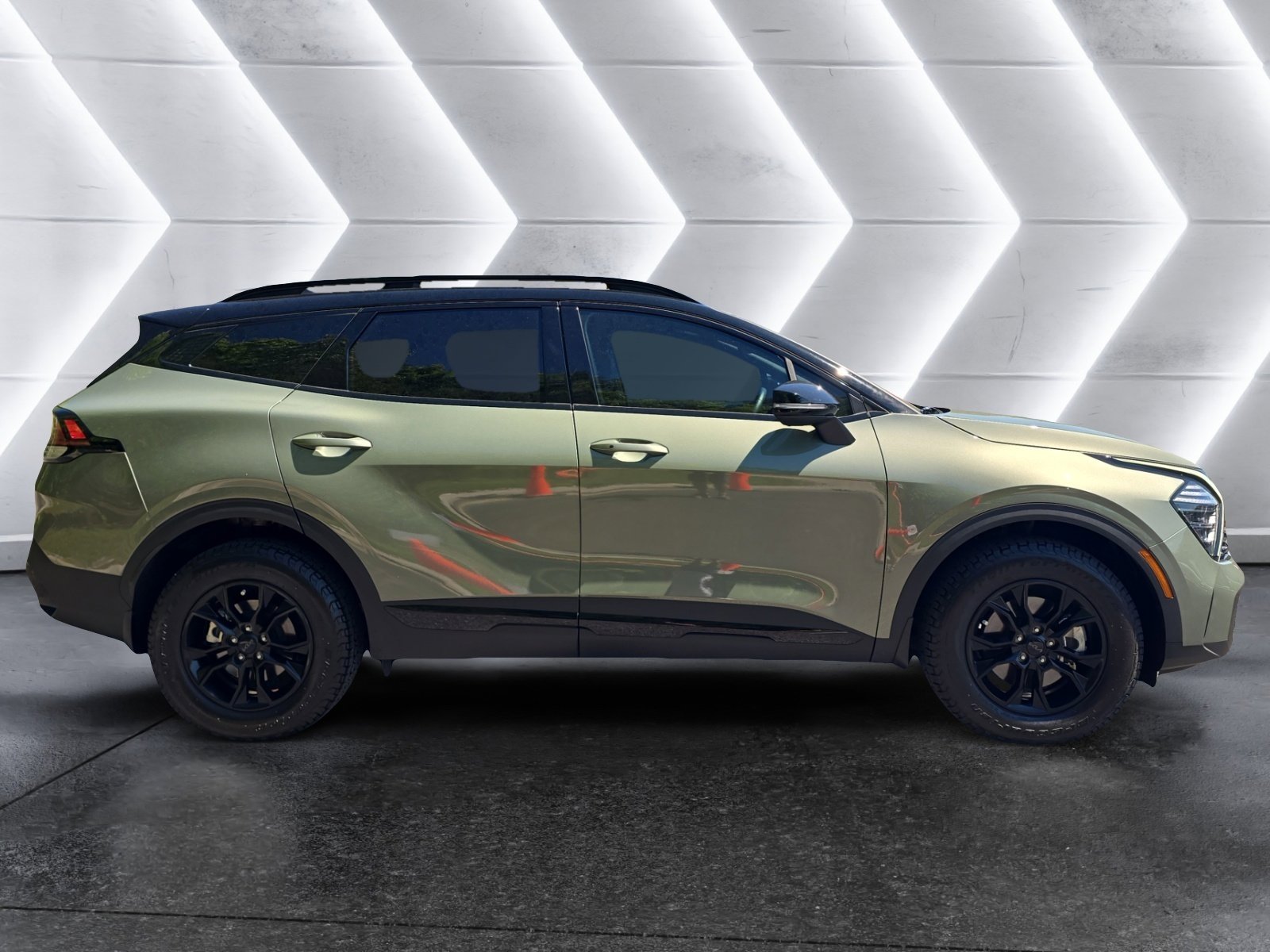Used 2025 Kia Sportage X-Pro AWD/4WD image 6