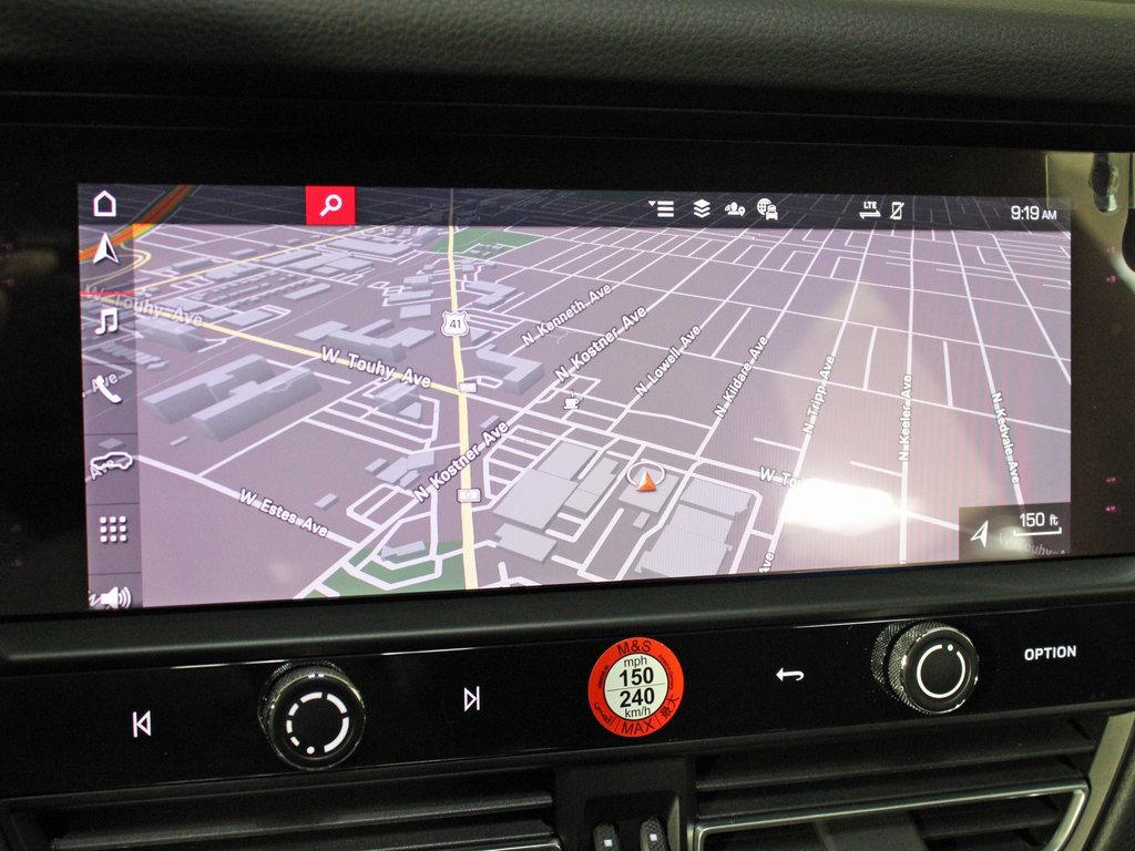 Used 2025 Porsche Macan image 26