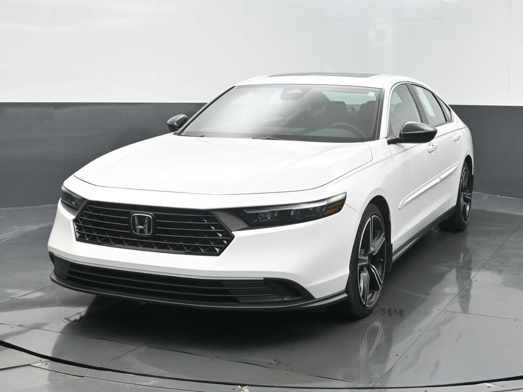 Used 2024 Honda Accord Sport image 7