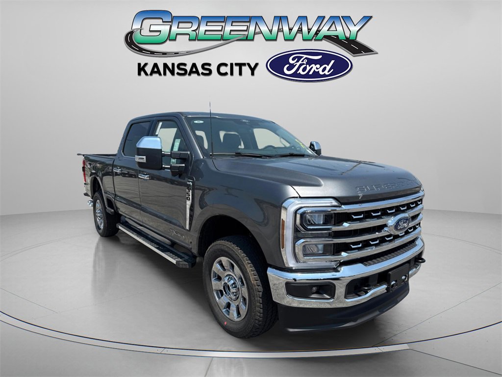 New 2025 Ford F350 Lariat w/ Chrome Package video 1