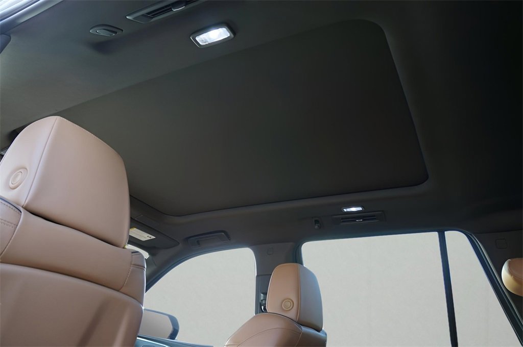 Used 2021 Cadillac Escalade Sport w/ Driver Assist Tech Package image 15