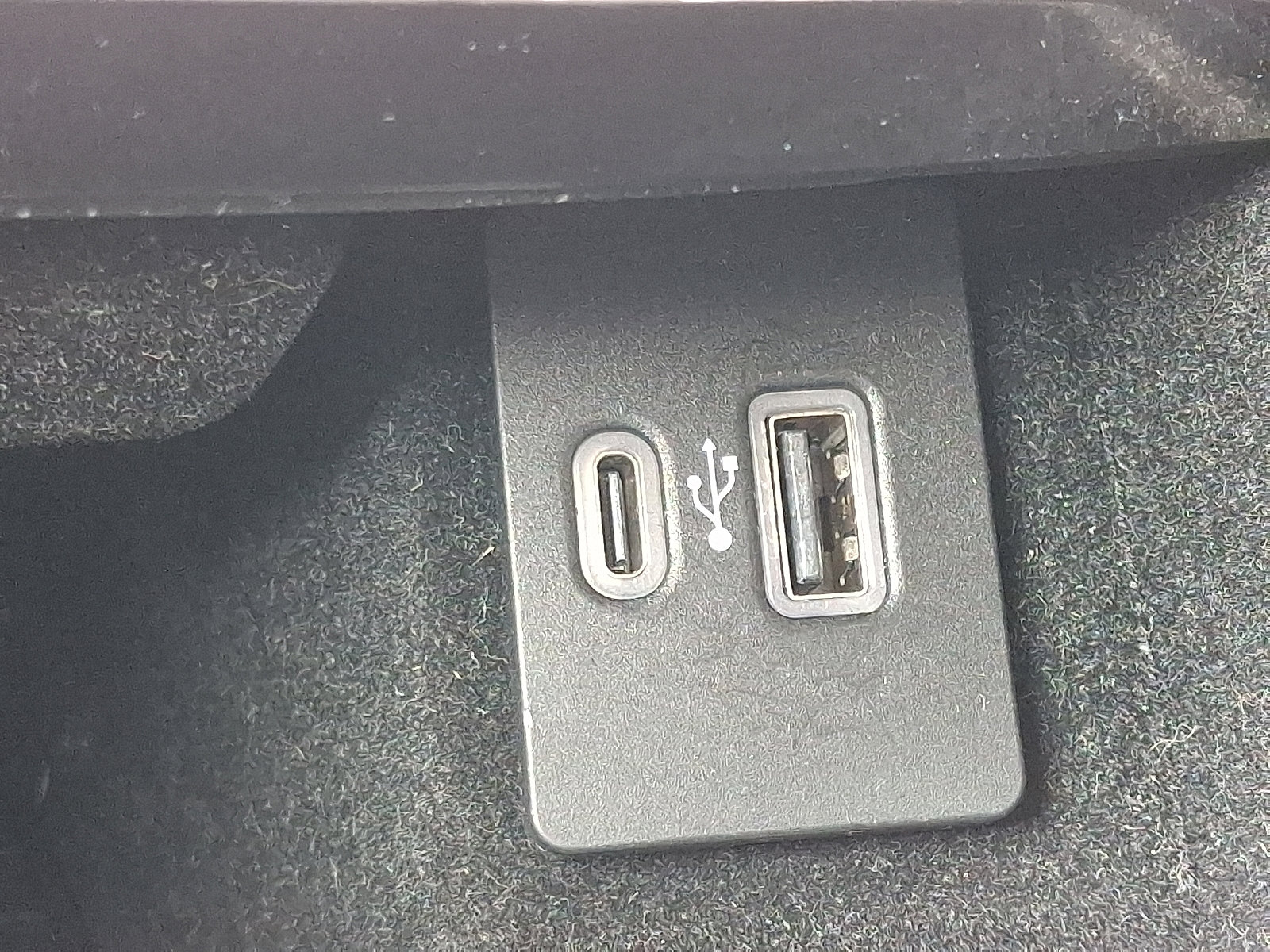 Used 2021 Lincoln Nautilus Reserve w/ Cargo Utility Package image 26