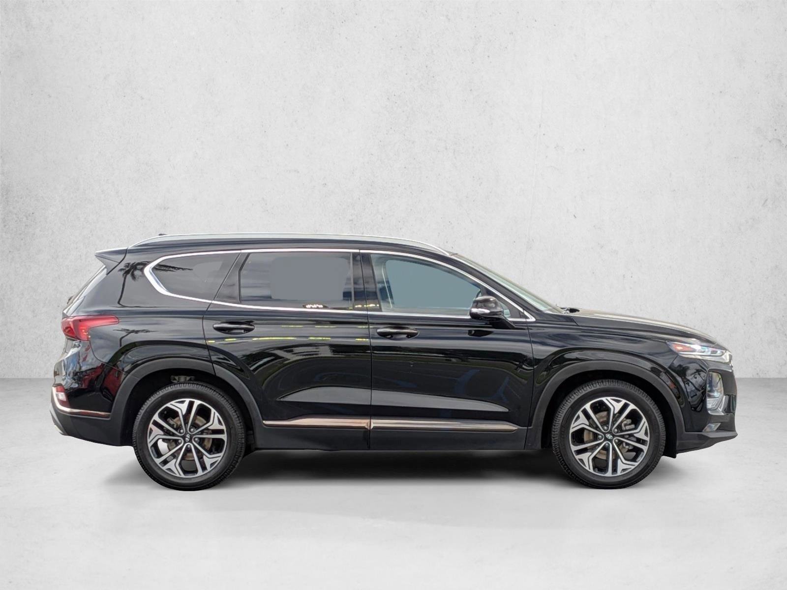 Used 2020 Hyundai Santa Fe Limited FWD image 4