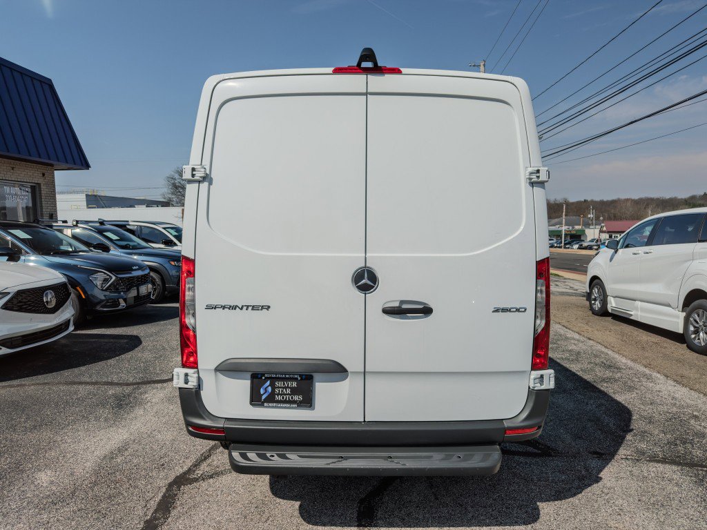 Used 2021 Mercedes-Benz Sprinter 2500 w/ Driver Convenience Package image 8