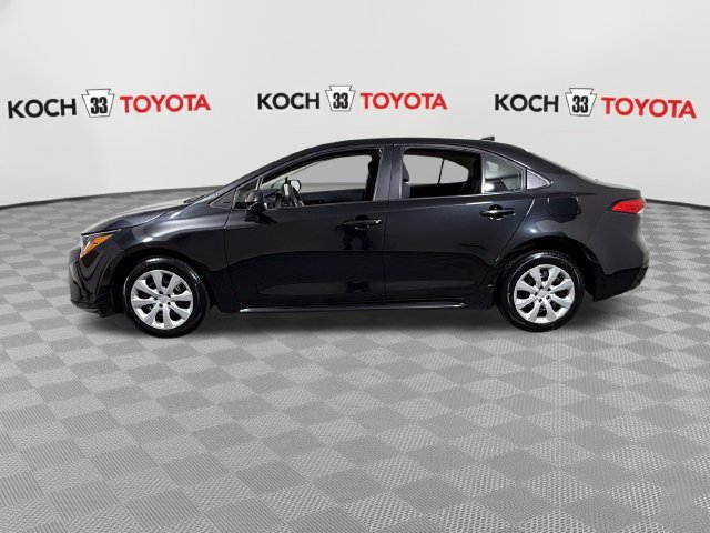 Used 2022 Toyota Corolla LE FWD image 4