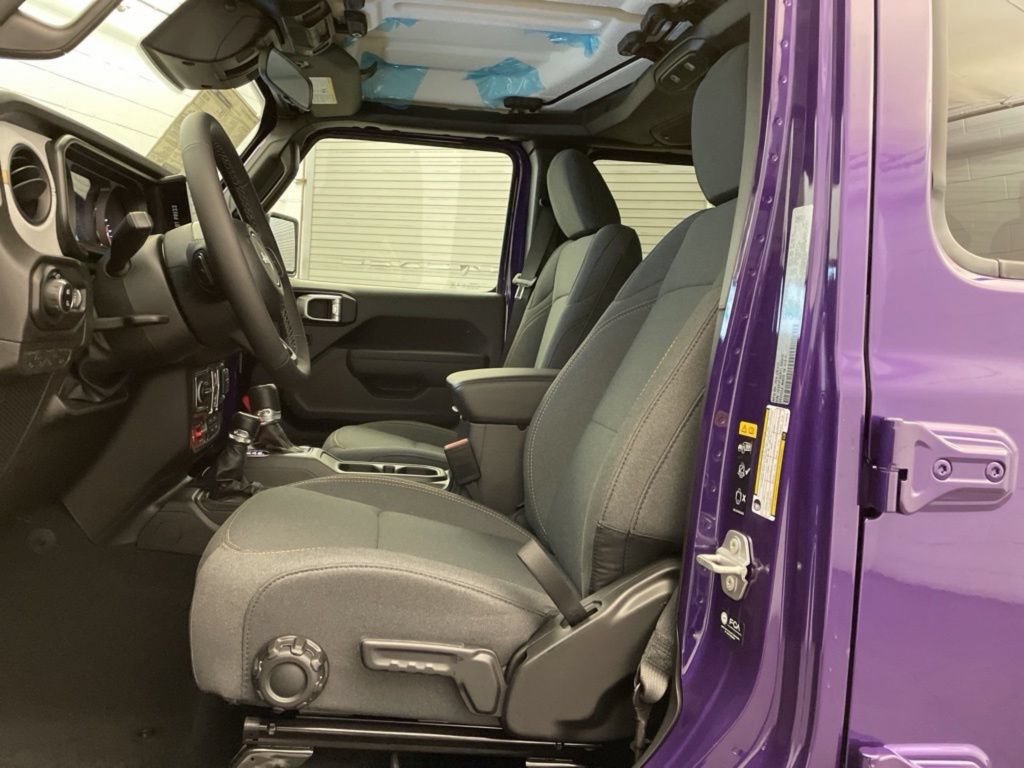 New 2026 Jeep Gladiator Mojave AWD/4WD image 15