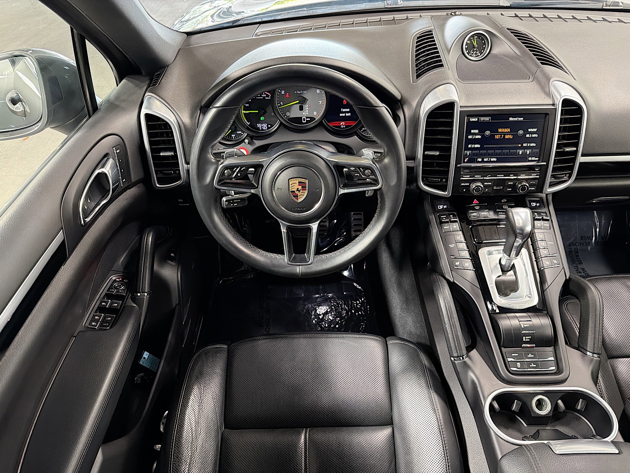 Certified 2016 Porsche Cayenne S AWD/4WD image 17