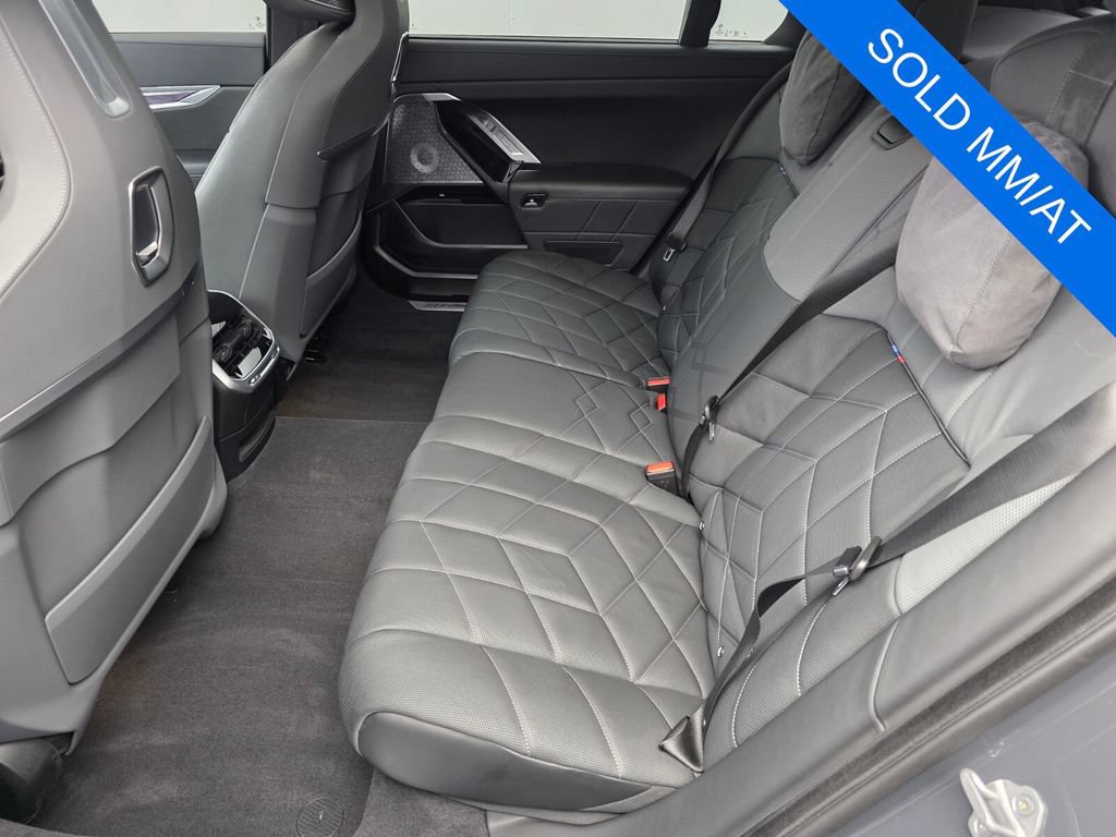 Certified 2023 BMW 760i xDrive AWD/4WD image 14