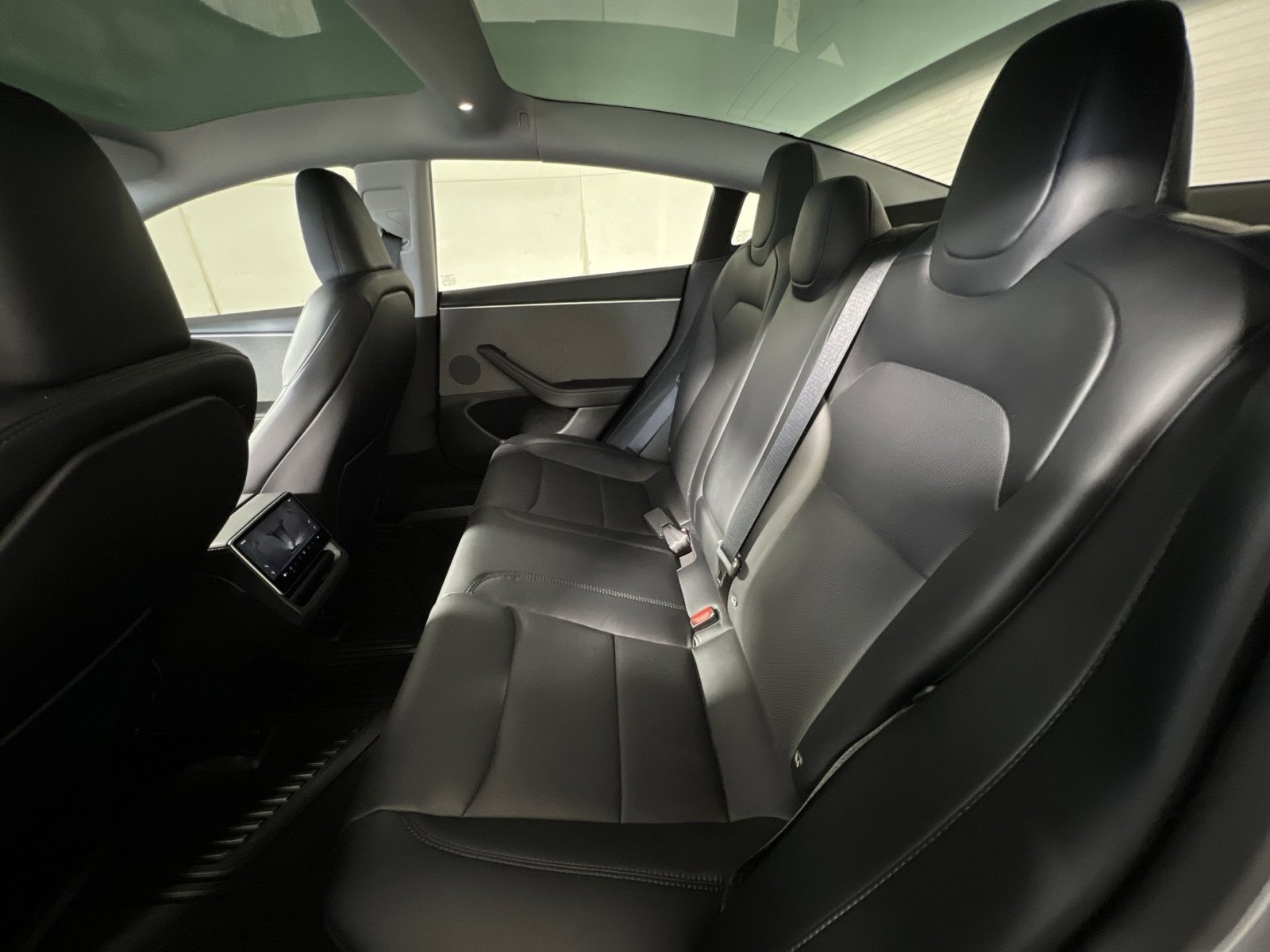 Used 2025 Tesla Model 3 Long Range image 24