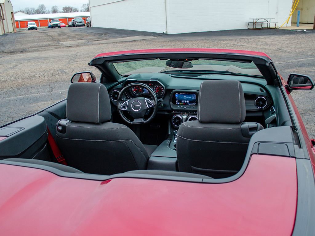 Used 2022 Chevrolet Camaro LT w/ Technology Package image 13