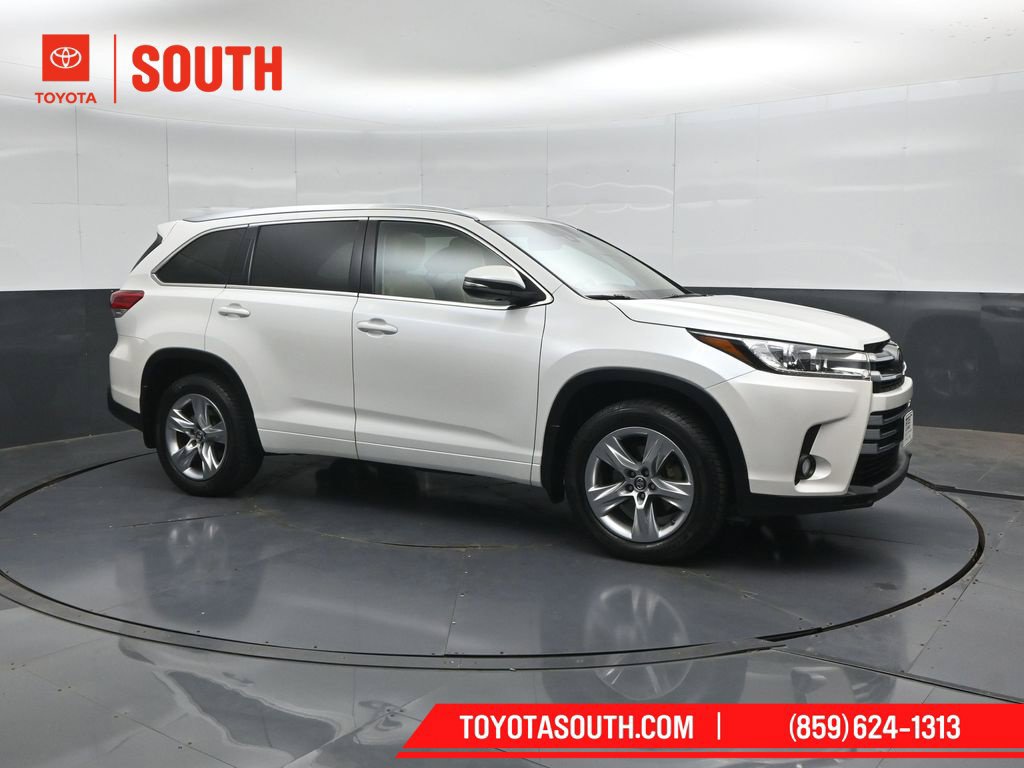 Used 2017 Toyota Highlander Limited AWD/4WD image 1