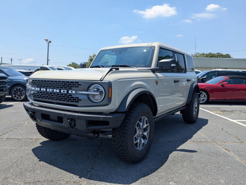 New 2025 Ford Bronco Badlands image 8
