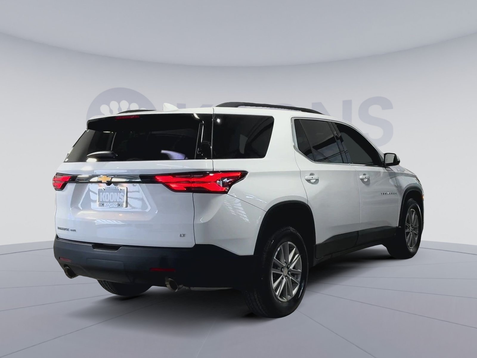 Used 2023 Chevrolet Traverse LT AWD/4WD image 11