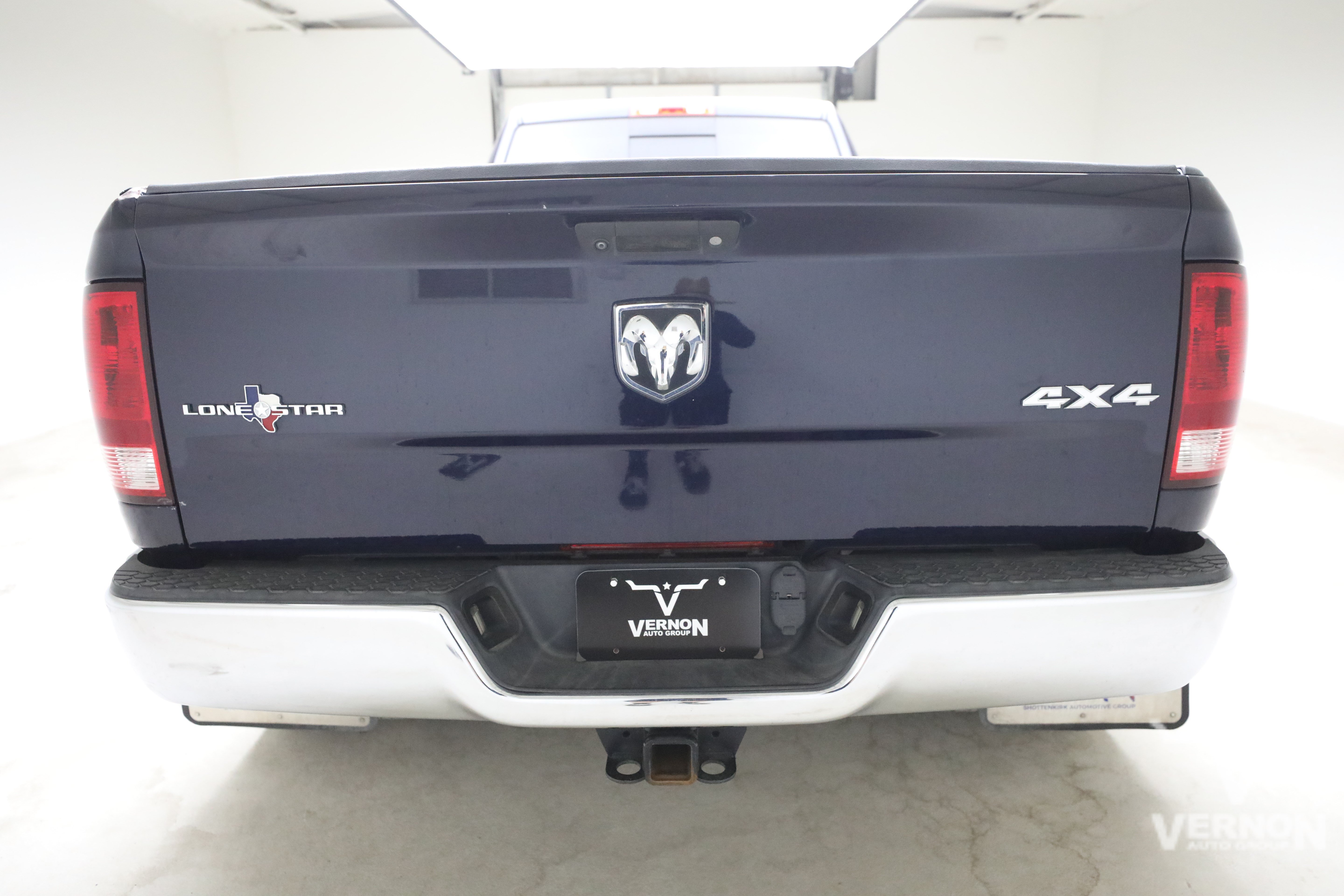 Used 2018 RAM 3500 Lone Star AWD/4WD image 3