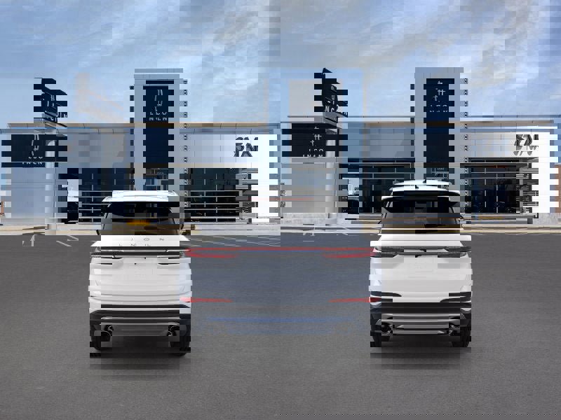 New 2026 Lincoln Corsair Premiere image 5