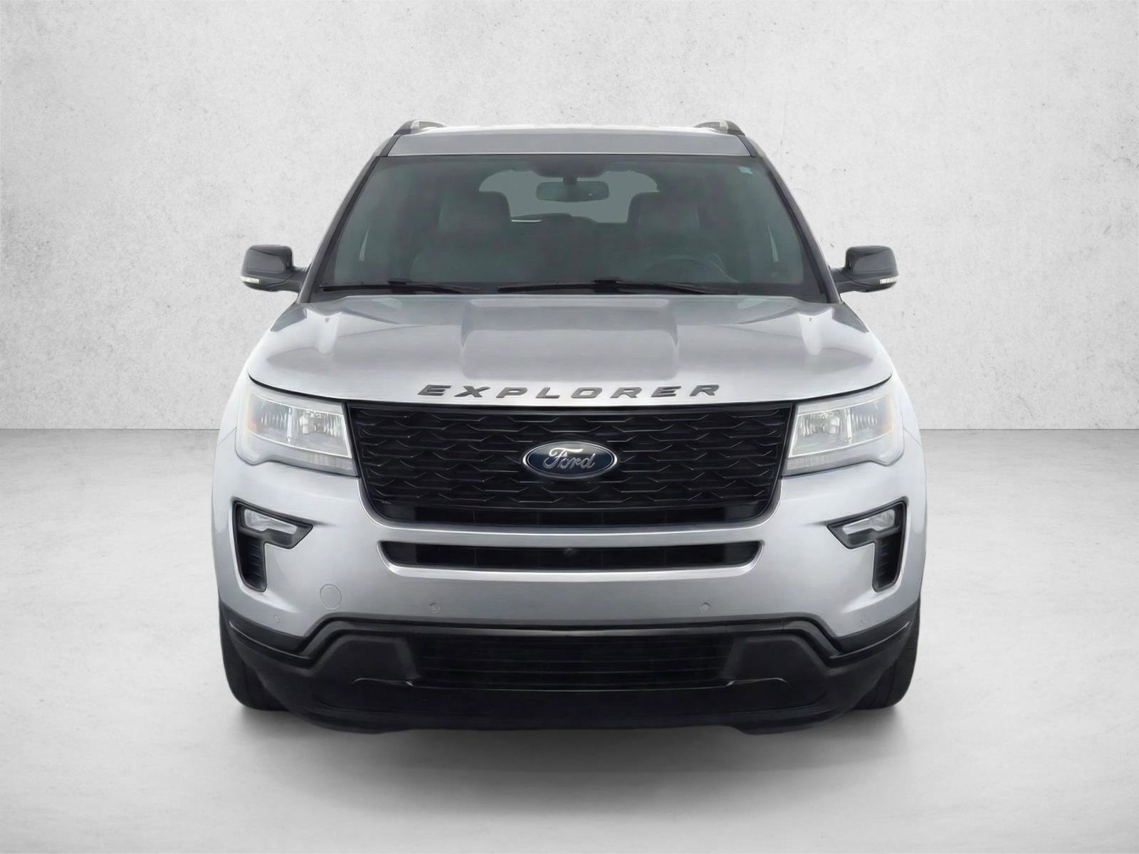 Used 2019 Ford Explorer Sport w/ Equipment Group 401A AWD/4WD image 2