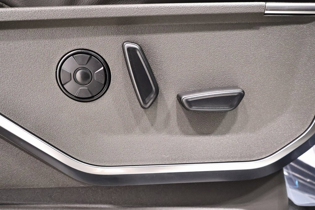 New 2026 Ford F350 Platinum image 17