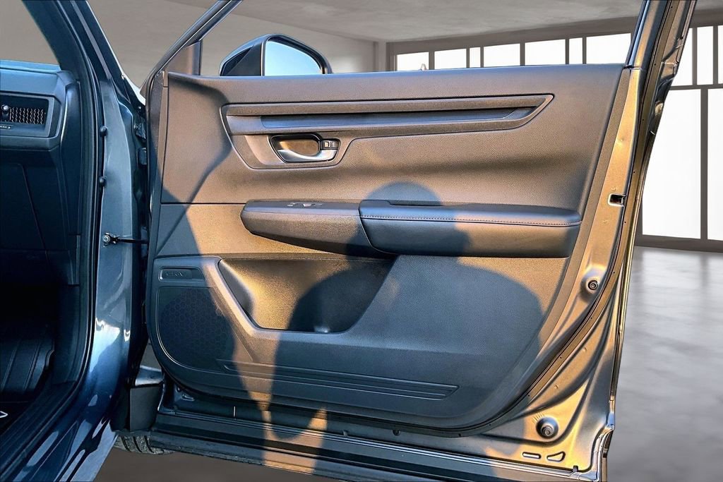 Certified 2025 Honda CR-V Sport-L image 27