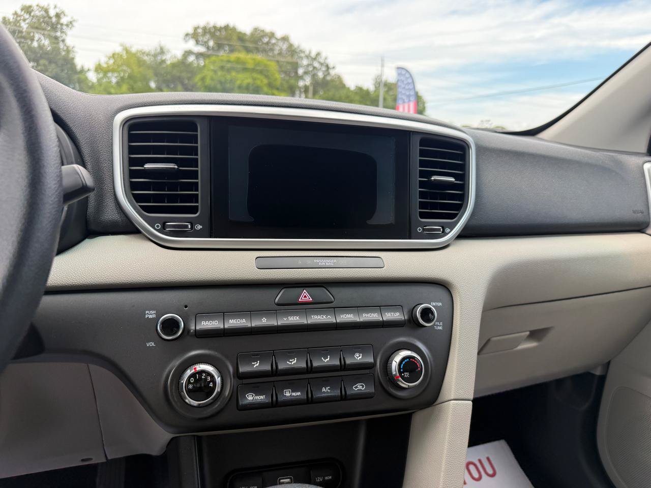 Used 2020 Kia Sportage LX FWD image 17