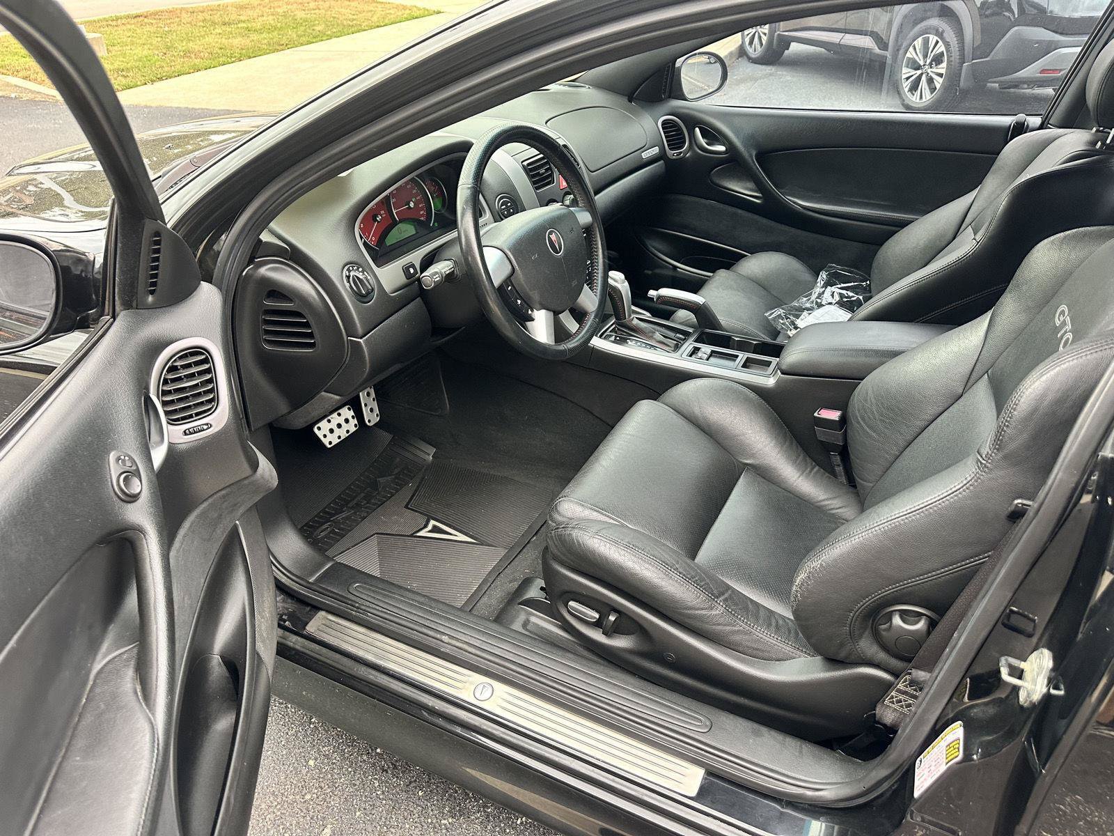 Used 2005 Pontiac GTO RWD image 15