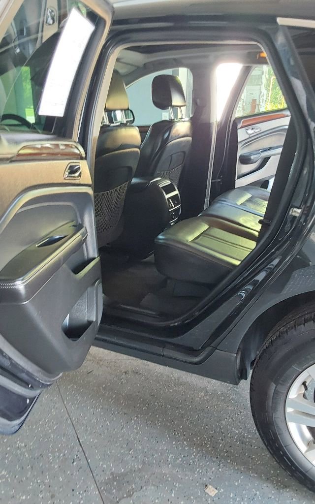 Used 2013 Cadillac SRX Luxury AWD/4WD image 19