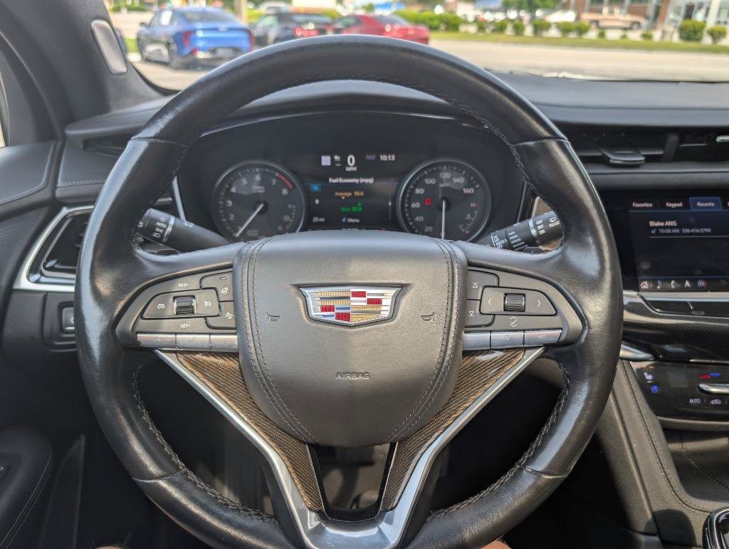 Used 2021 Cadillac XT6 Premium Luxury w/ Platinum Package FWD image 25