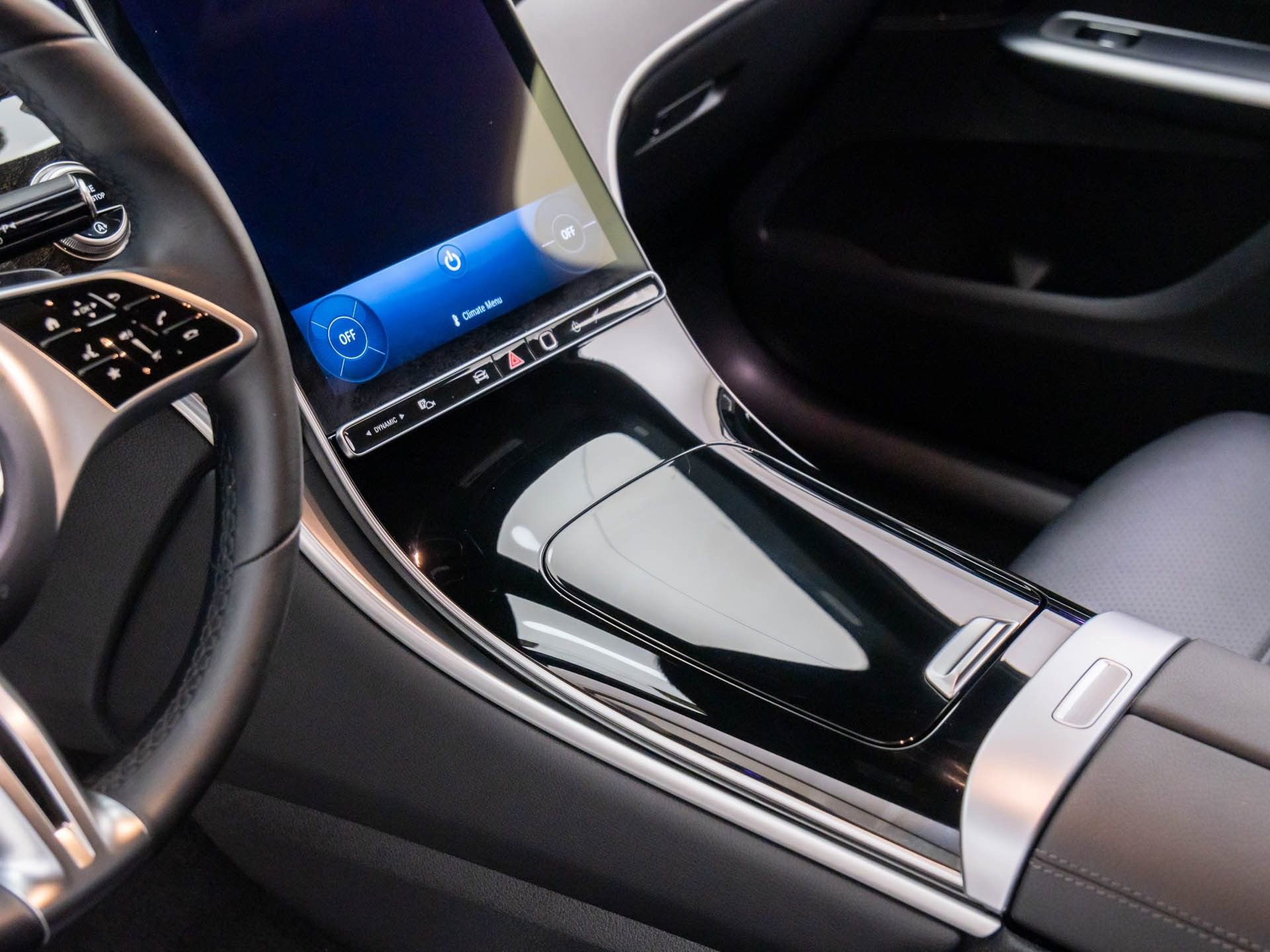 Certified 2025 Mercedes-Benz GLC 300 4MATIC image 12