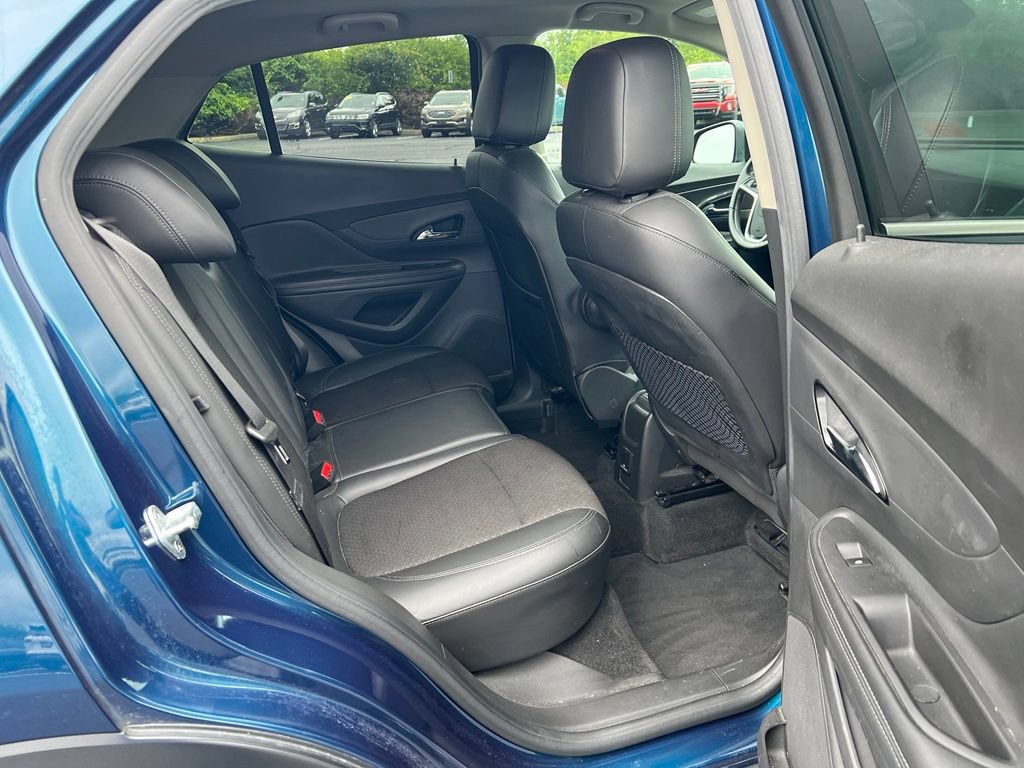 Used 2019 Buick Encore Sport Touring w/ Safety Package FWD image 11