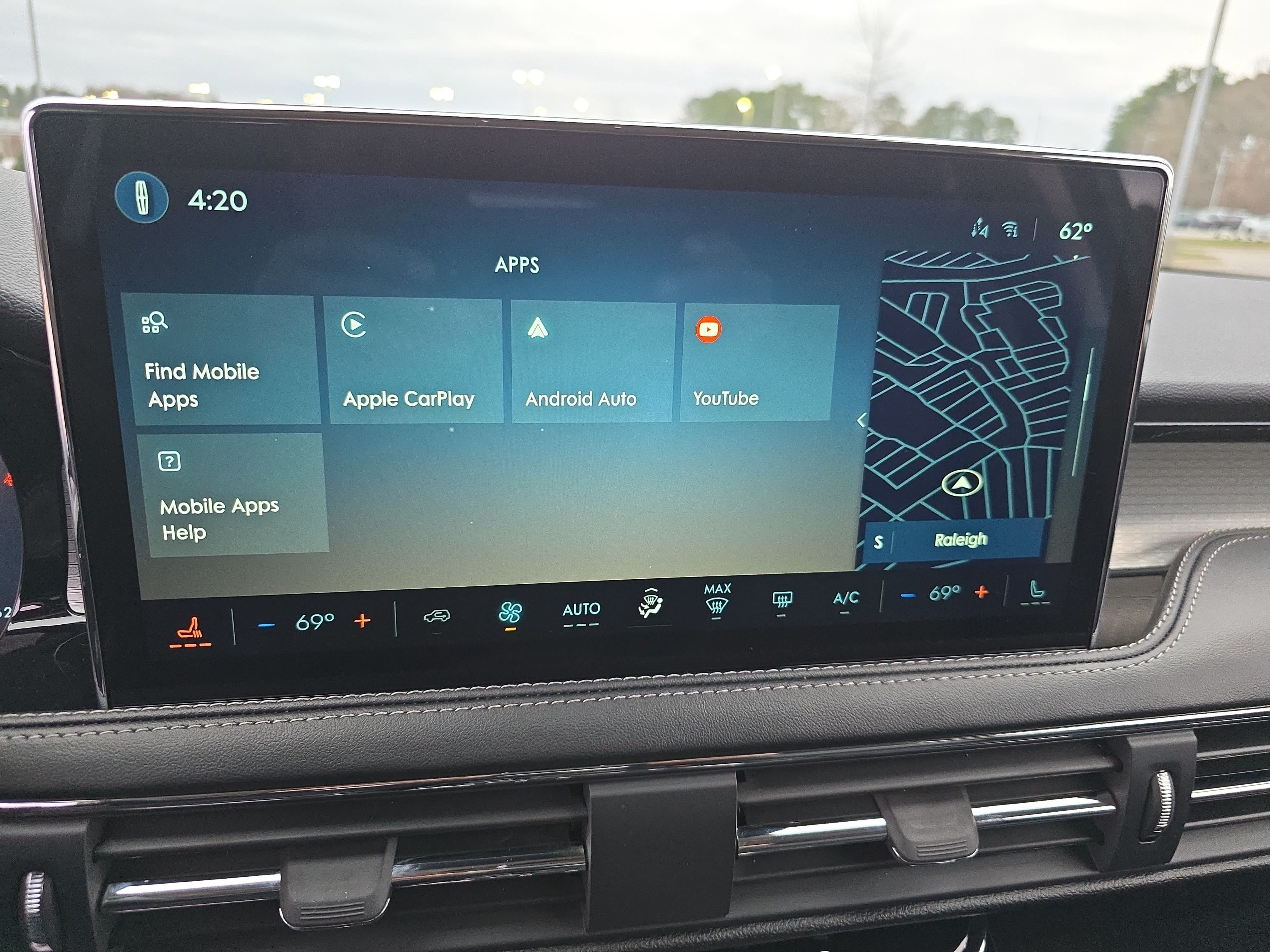 New 2026 Lincoln Corsair Premiere AWD/4WD image 21