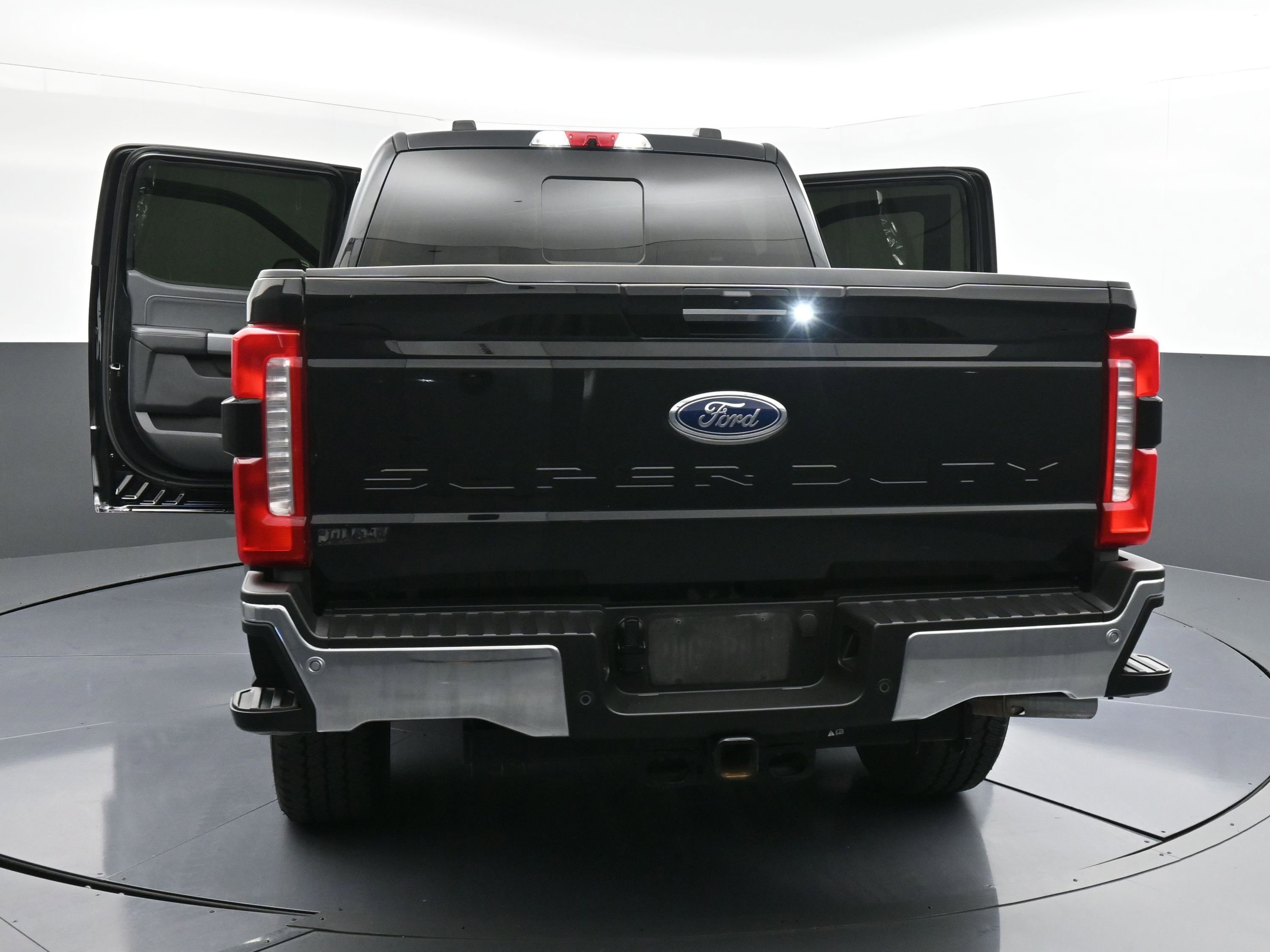 Used 2024 Ford F250 Lariat w/ Lariat Ultimate Package image 39