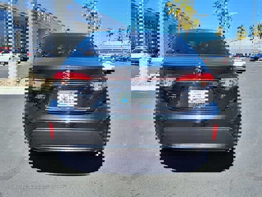 Used 2020 Toyota Corolla LE image 12