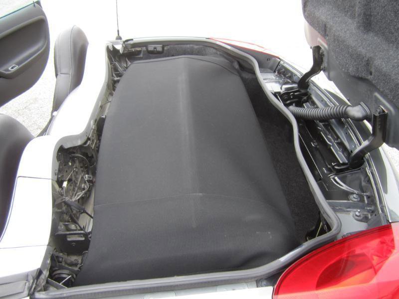 Used 2006 Pontiac Solstice Convertible w/ Premium Package image 46