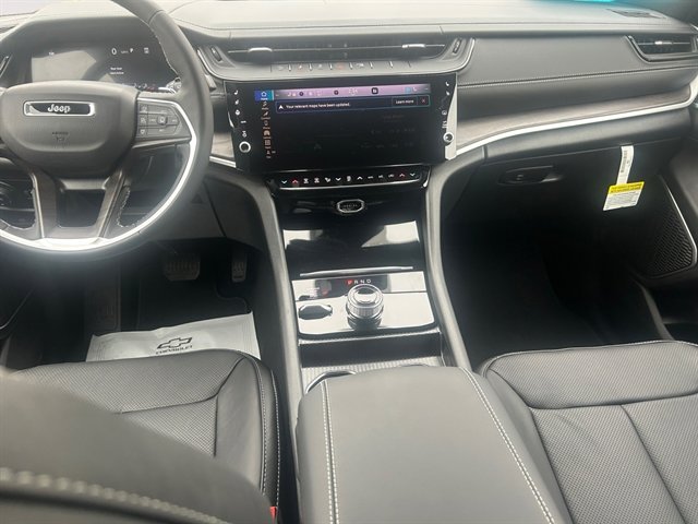 New 2026 Jeep Grand Cherokee L Limited image 10