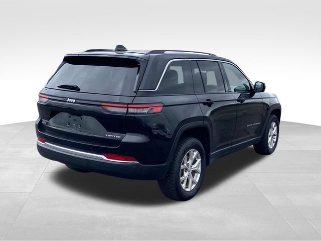 Used 2023 Jeep Grand Cherokee Limited AWD/4WD image 3