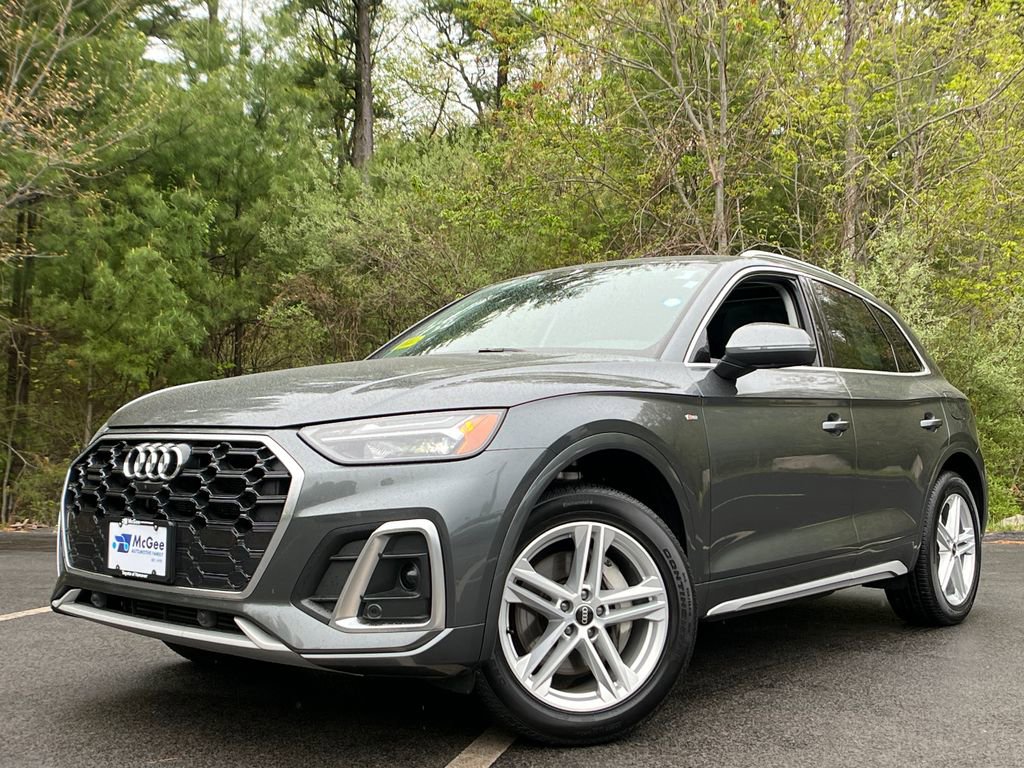 Used 2021 Audi Q5 e Premium Plus w/ Premium Plus Package AWD/4WD image 1