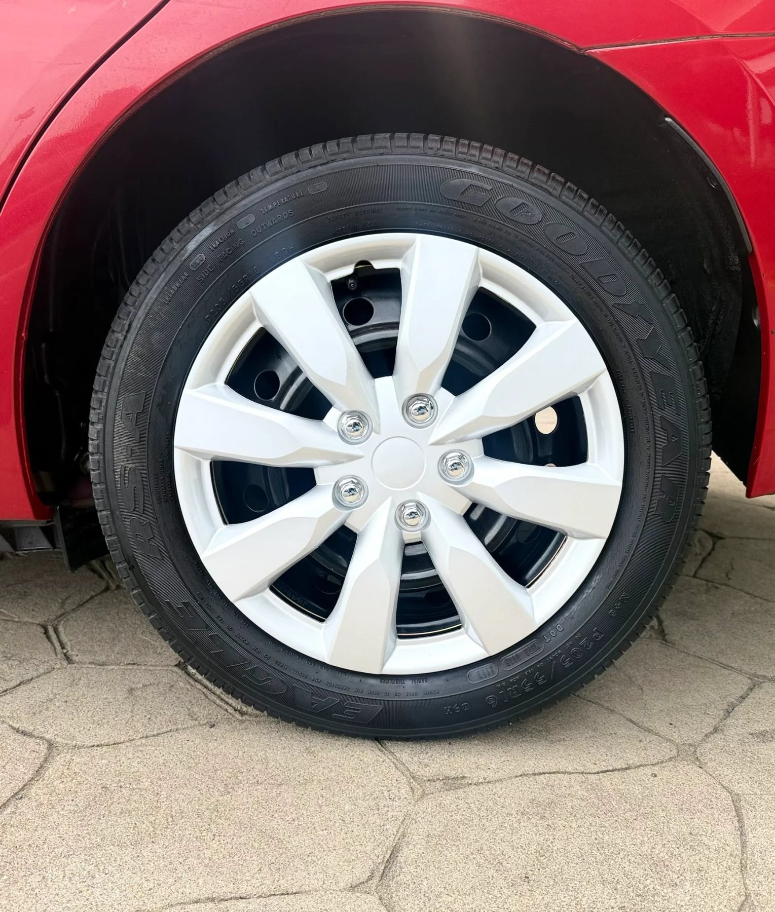 Used 2015 Toyota Corolla LE FWD image 41