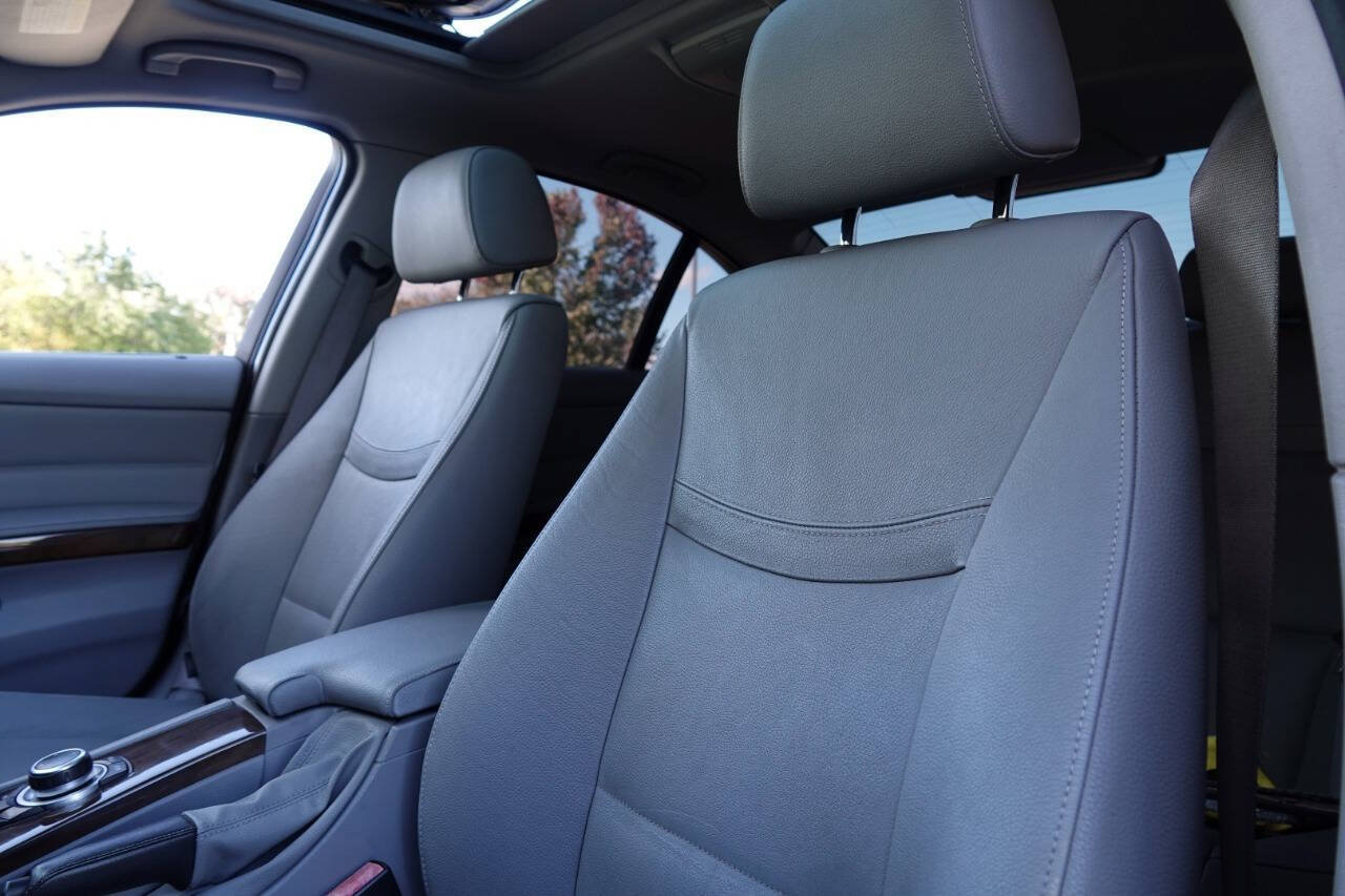 Used 2011 BMW 335d Sedan RWD image 50
