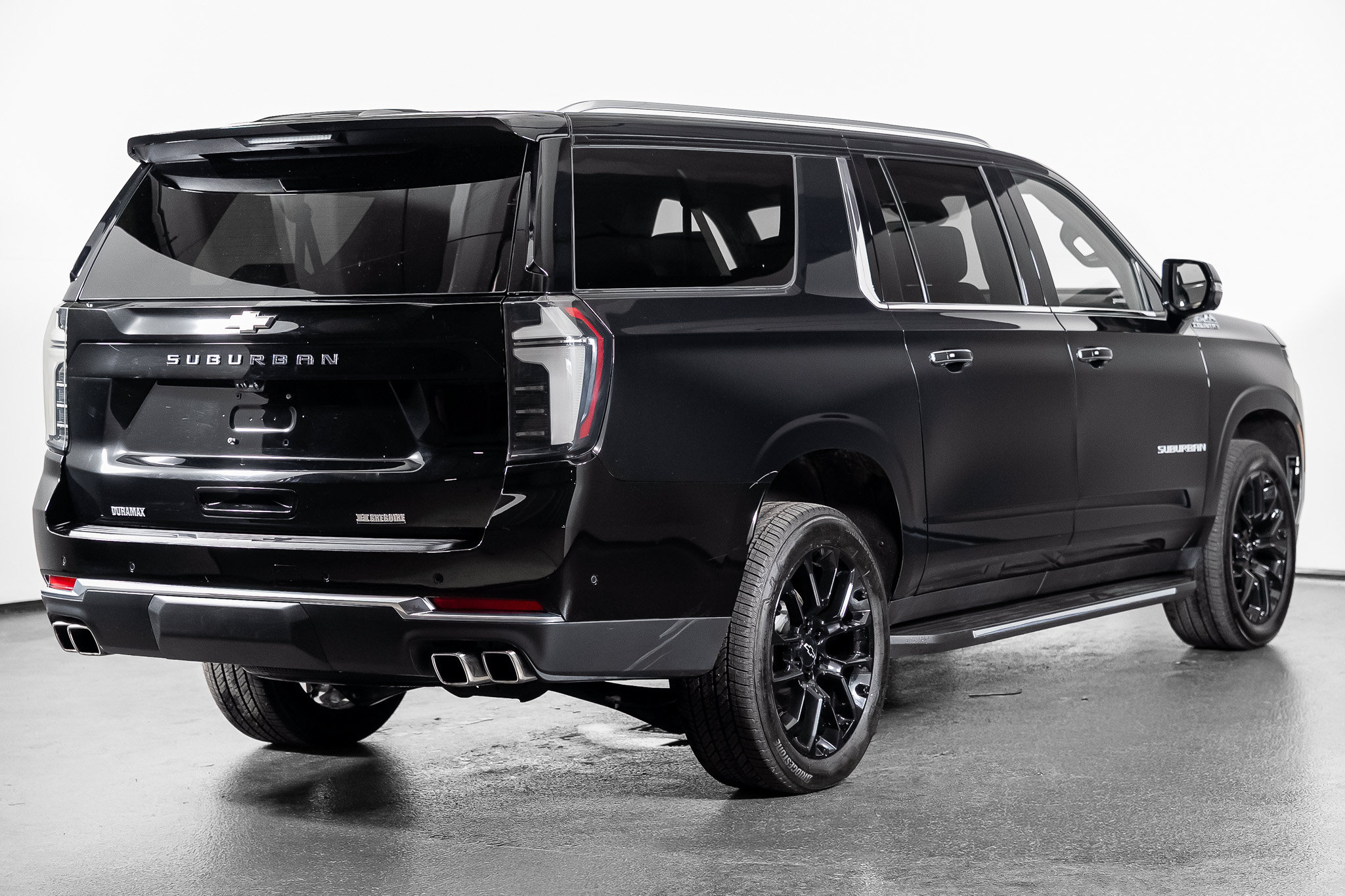 Used 2026 Chevrolet Suburban High Country AWD/4WD image 26