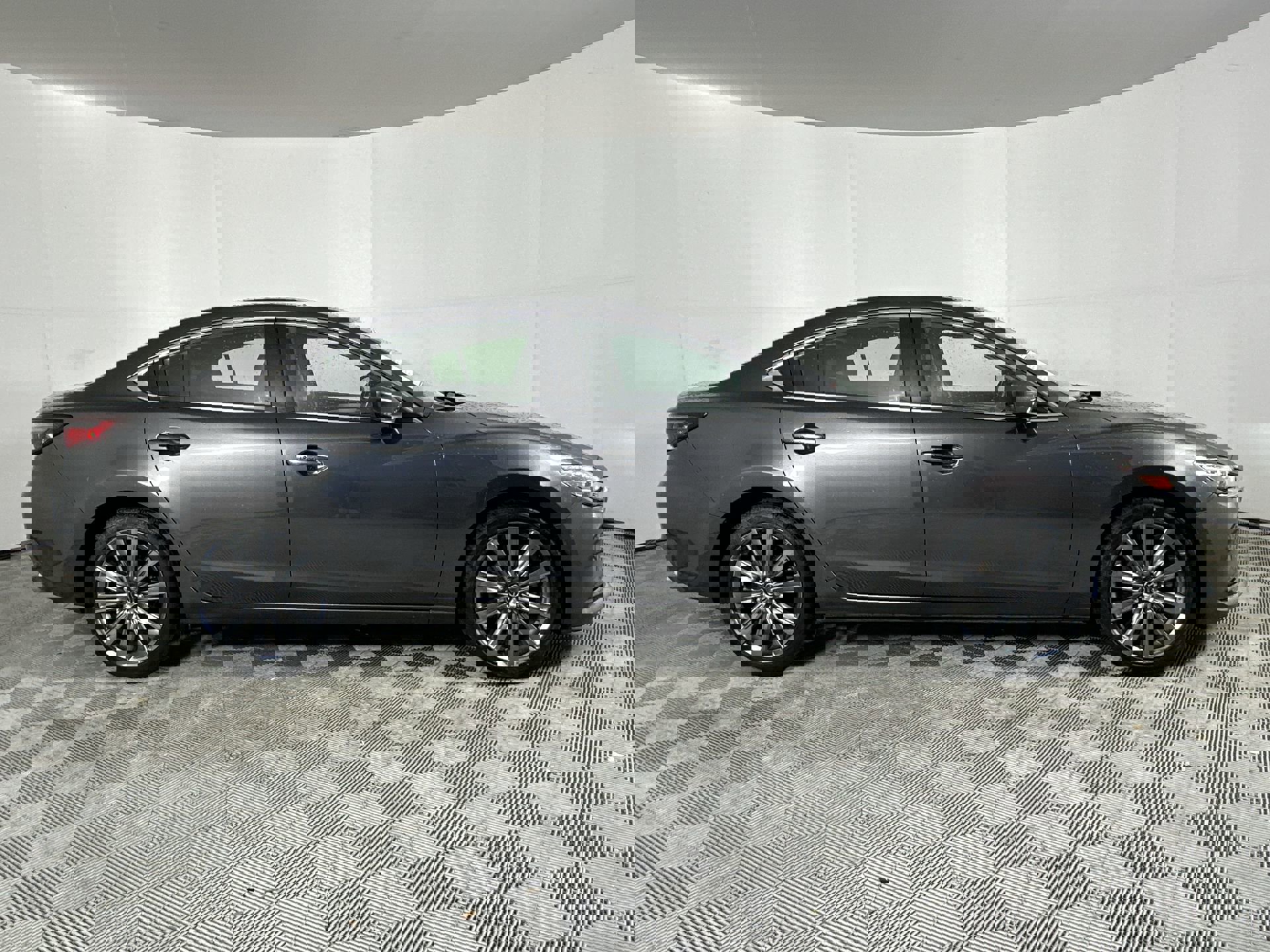 Used 2020 MAZDA MAZDA6 Touring image 13