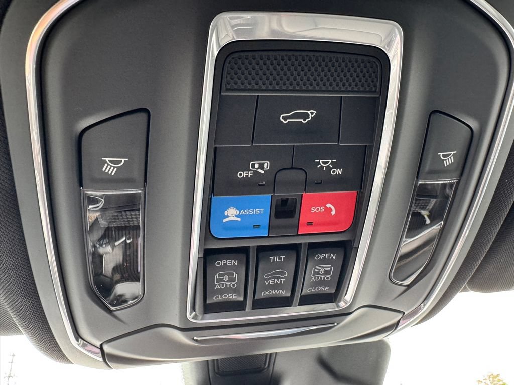 New 2026 Jeep Grand Cherokee L Limited AWD/4WD image 24