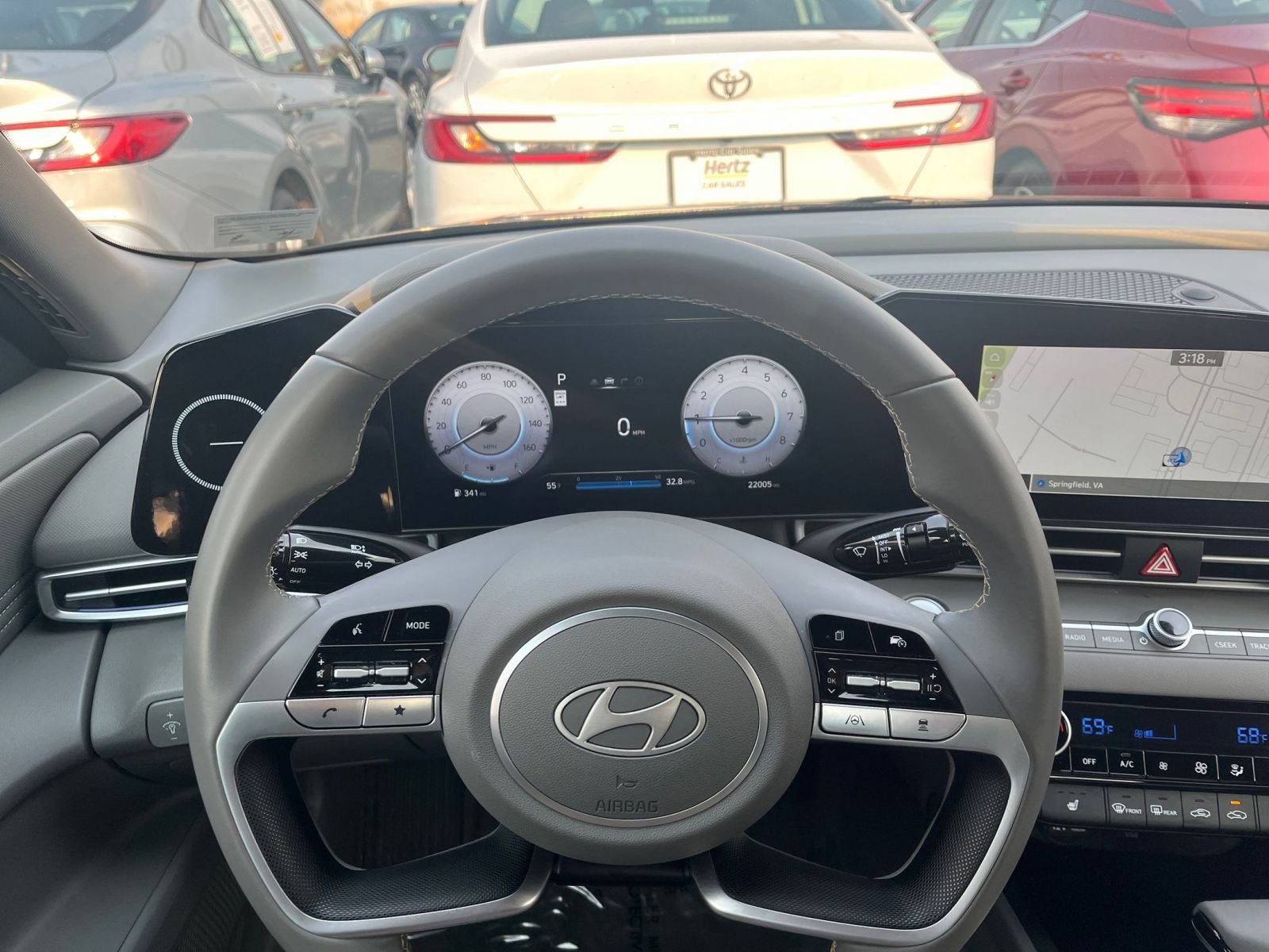Used 2025 Hyundai Elantra SEL image 36
